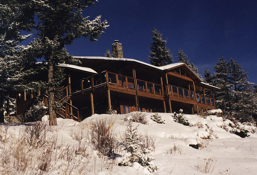 Property for Sale Exclusive residence available Horse Lake, BC, Canada